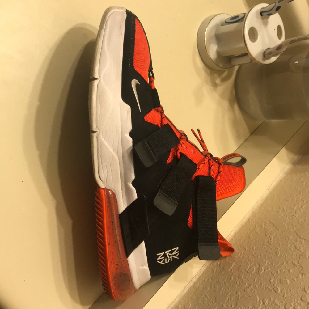 NY Nike